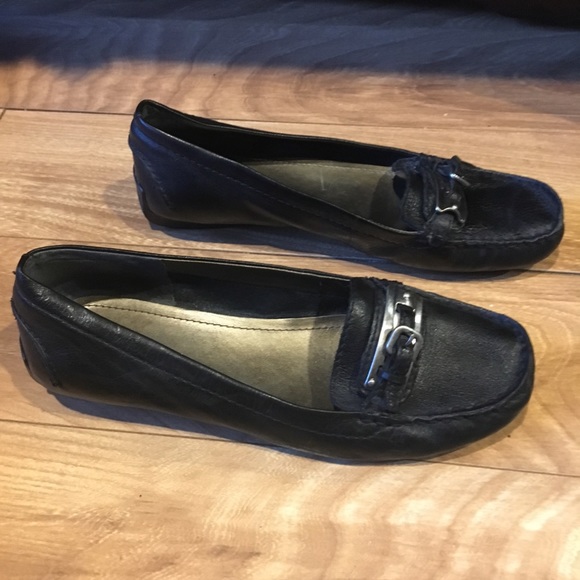 Nine West Flats - Picture 2 of 7